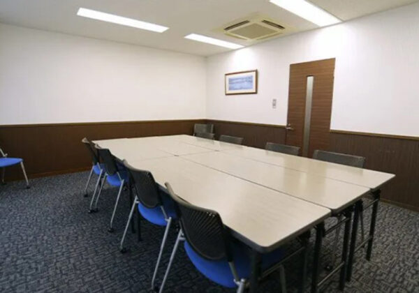 丸の内キリックスビル2階第2貸会議室3