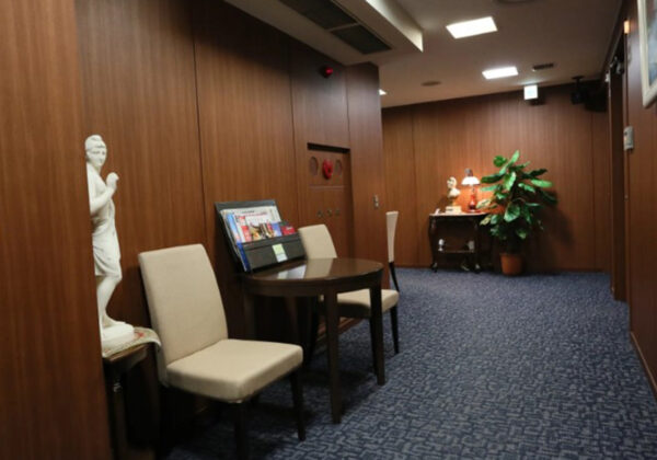 丸の内キリックスビル2階第2貸会議室4